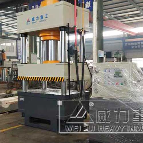 不銹鋼水箱沖壓板成型液壓機(jī)價格大約多少錢？