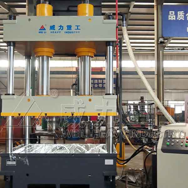 315噸大臺面漏糞板成型液壓機(jī)