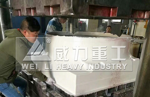 模壓玻璃鋼風(fēng)機(jī)罩殼客戶(hù)使用現(xiàn)場(chǎng)