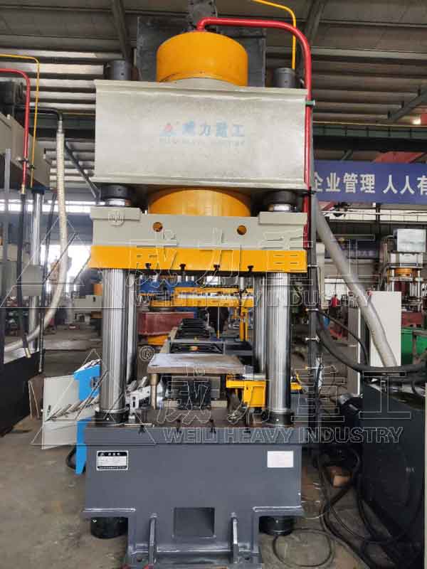 500噸錨桿托盤液壓機剪切、沖孔、壓型一次完成