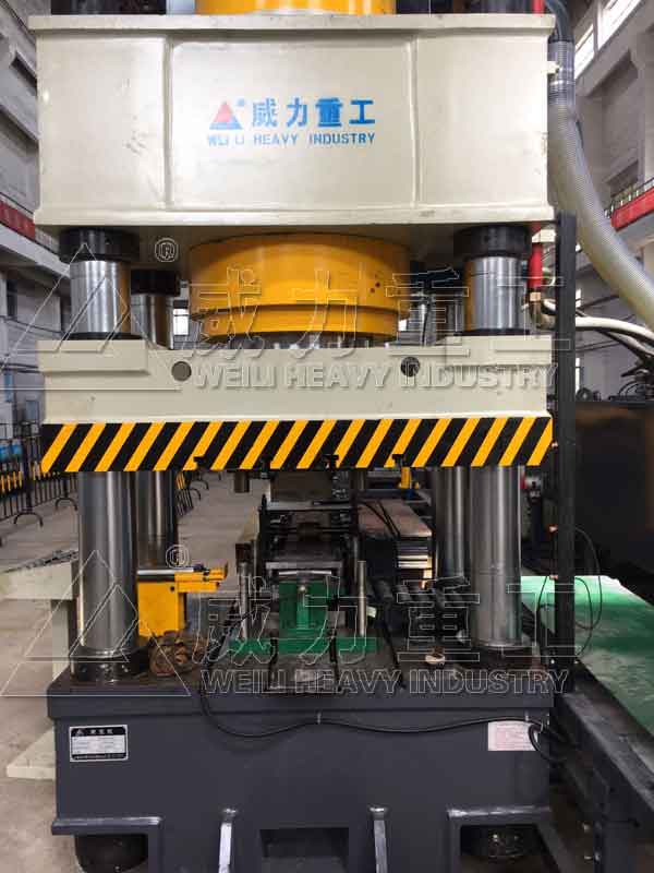 1000噸錨桿托盤液壓機(jī)